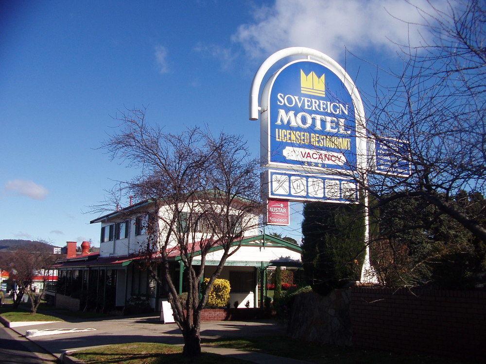 Redhill Cooma Motor Inn ภายนอก รูปภาพ