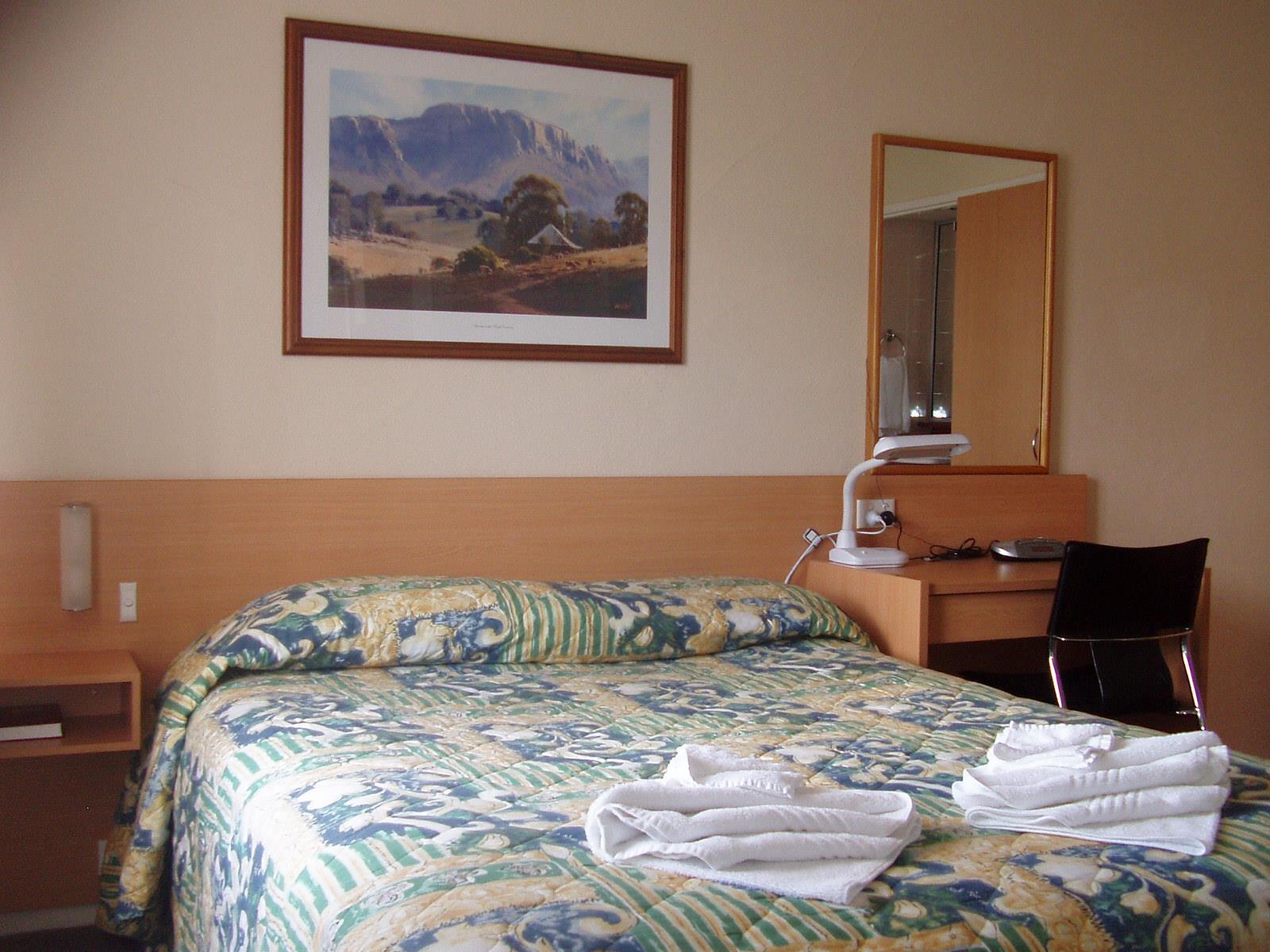 Redhill Cooma Motor Inn ภายนอก รูปภาพ