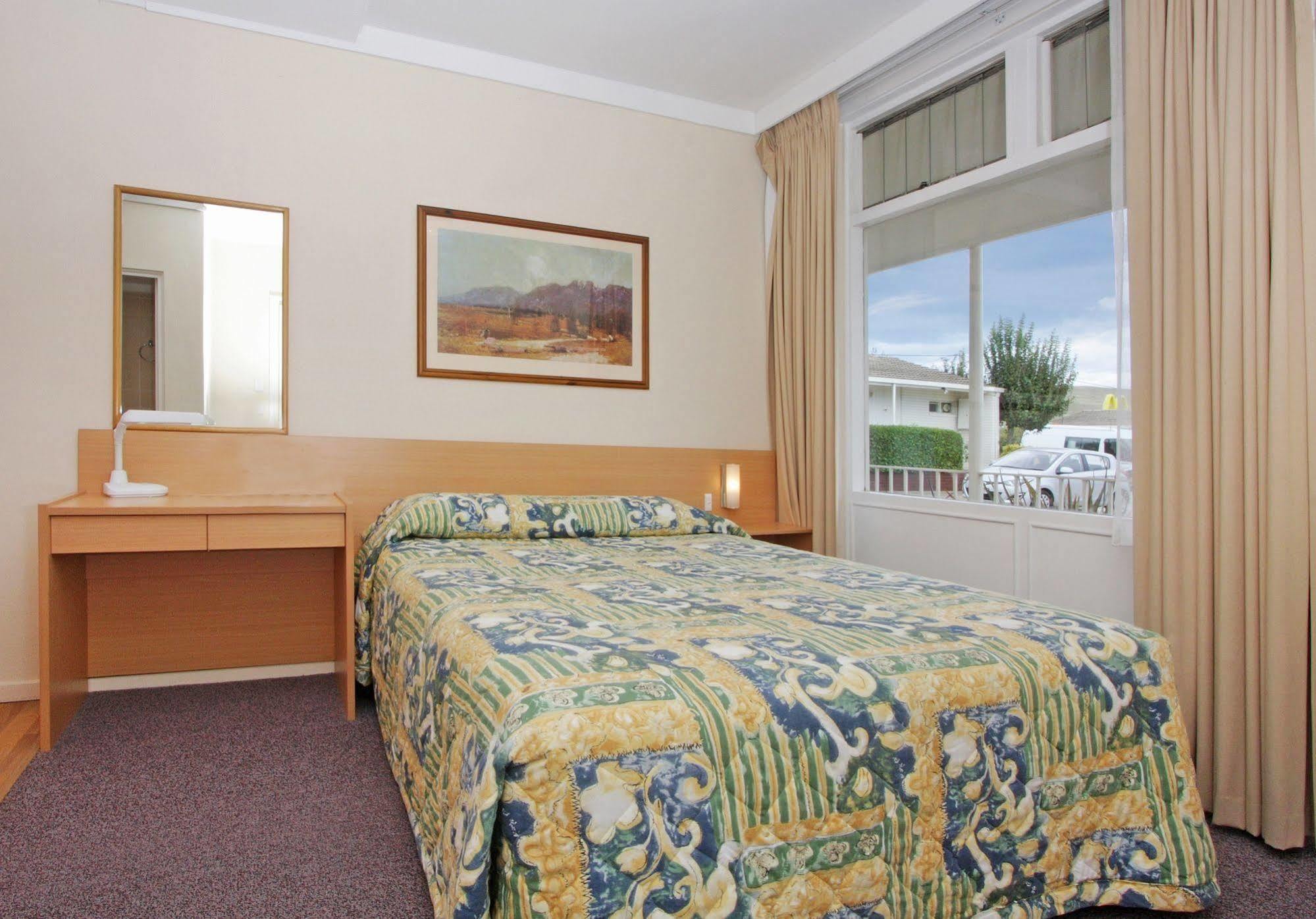 Redhill Cooma Motor Inn ภายนอก รูปภาพ