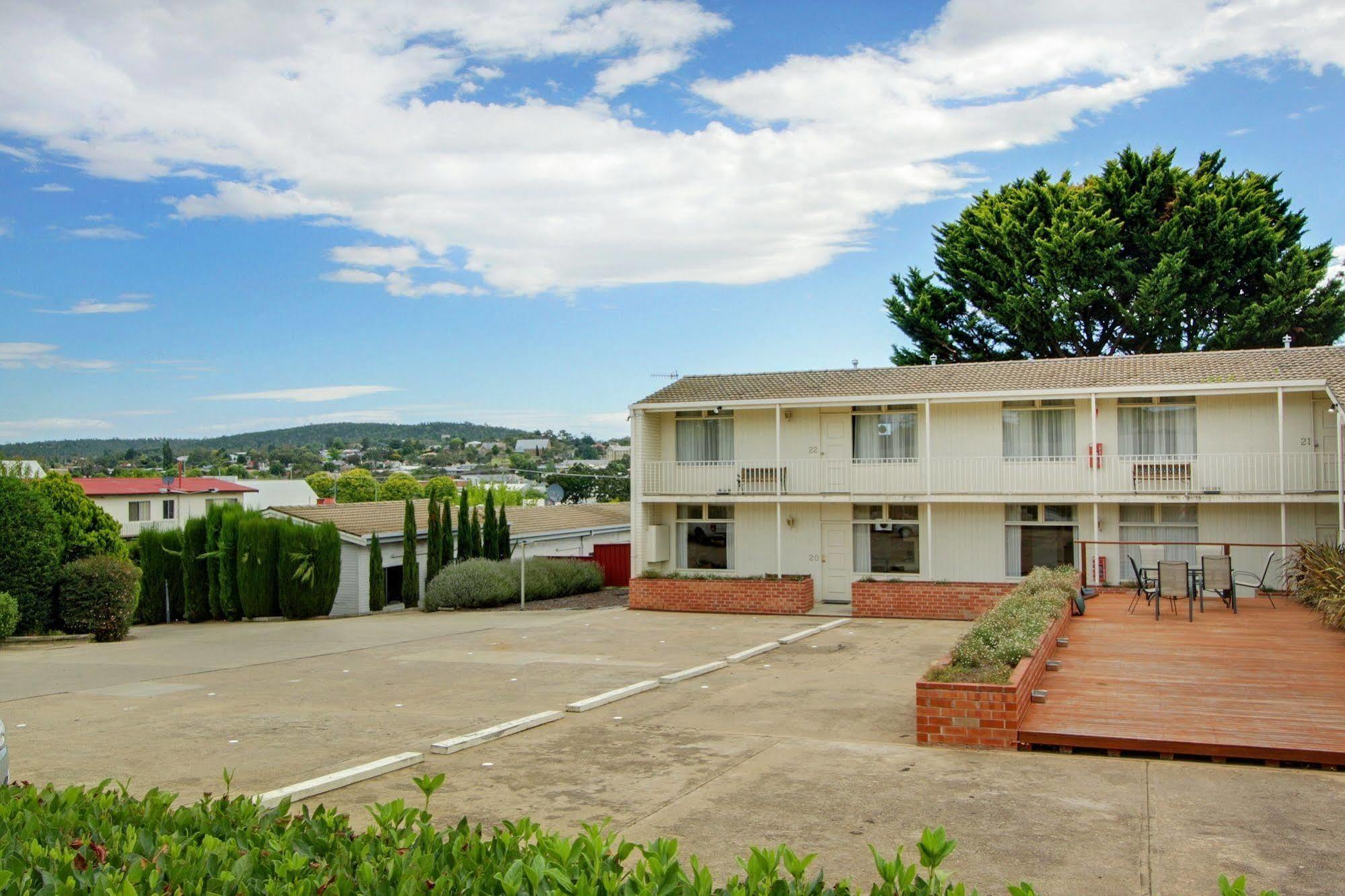 Redhill Cooma Motor Inn ภายนอก รูปภาพ