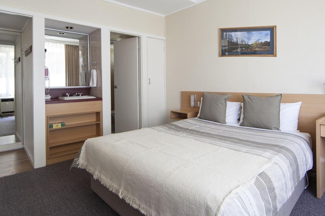 Redhill Cooma Motor Inn ภายนอก รูปภาพ